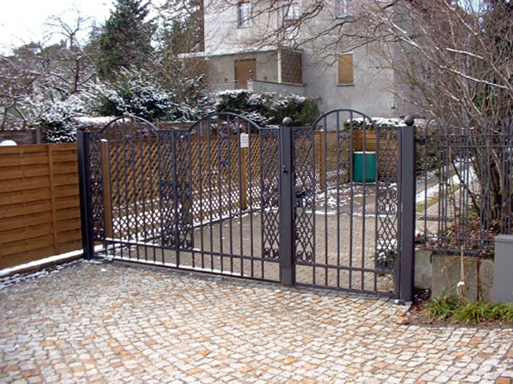 BV：Hermannstraße 7 · 14163 Berlin